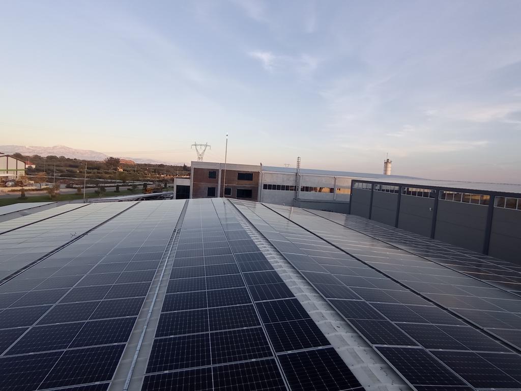 Afs Boru 440 kWp çatı tipi güneş enerjisi sistemi – PROMER ENERGY kurulumu